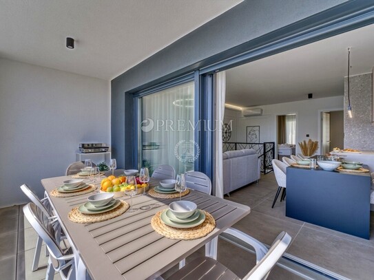 Krk, moderne Wohnung mit Pool und Wellness, Meerblick!