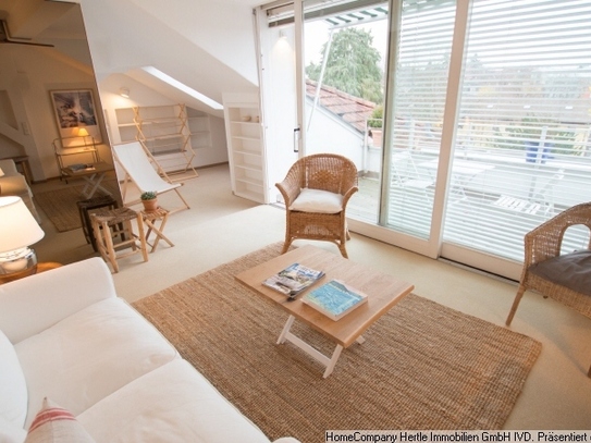 Ruhig und charmant möbliert in toller Altbau Maisonette-Wohnung für 3-11 Monate in der Wiehre, Freiburg