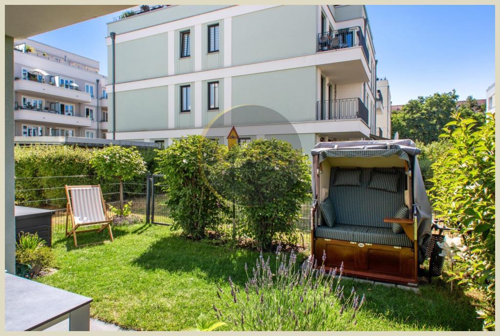 Stilvoll Wohnen in Zehlendorf: 4-Zimmer-Maisonettewohnung, Hell und modern, mit Balkon und Garten - Photo 1