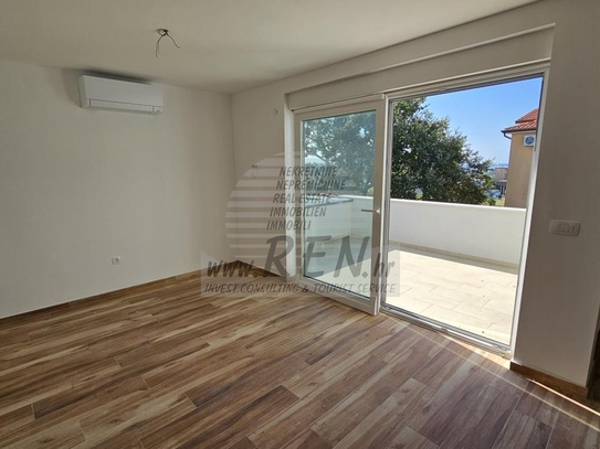 Neue Wohnung mit 2 Schlafzimmern in Novigrad