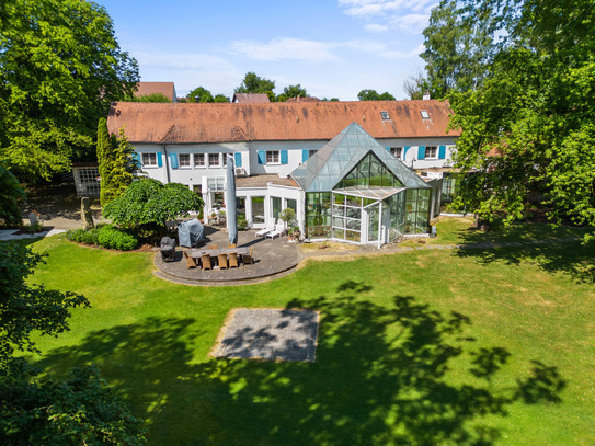 Einzigartige und energieeffiziente Villa! Eingebettet in ein herrliches Parkgrundstück