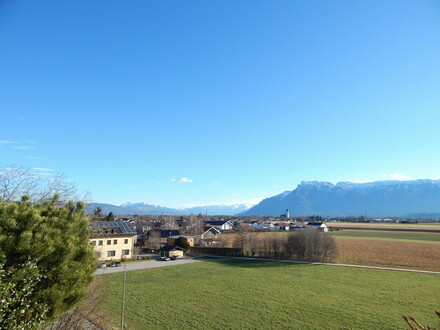 Traumhafte 3-Zimmer Wohnung in 83404 Ainring - zentrale Lage, unglaublicher Bergblick!