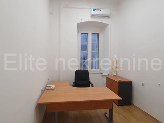 Rijeka, Zentrum - Büro zu vermieten, 12 m2!