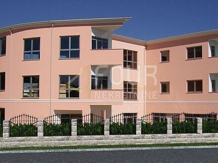 Geschäftsraum Rovinj, 1.260,41m2