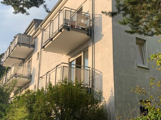 Geschmackvolle 1-Zi-Wohnung in Böblingen + Balkon + Duplex-Parker