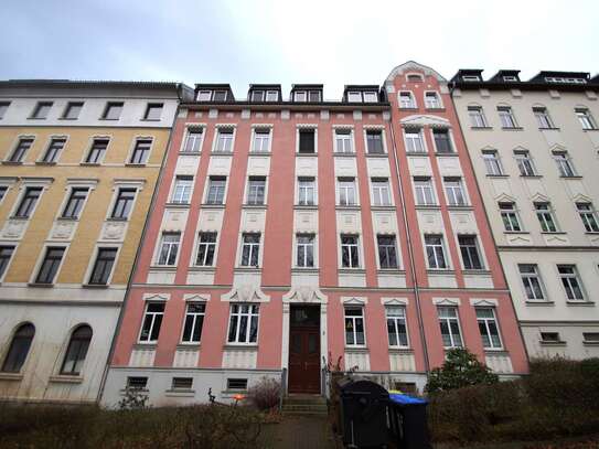 Große 3-Raumwohnung mit Balkon in Altendorf!