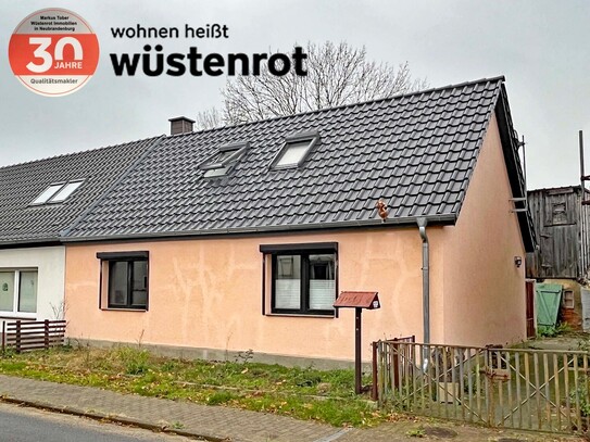 MODERNISIERTE DOPPELHAUSHÄLFTE MIT NEUEM DACH UND DOPPELGARAGE UND GARTENGRUNDSTÜCK