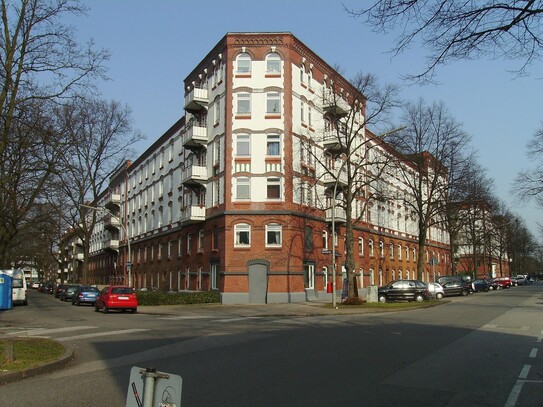 Wunderschöne 2 Zi. Altbauwohnung, zentral und doch ruhig in HH Barmbek, von PRIVAT OHNE MAKLER