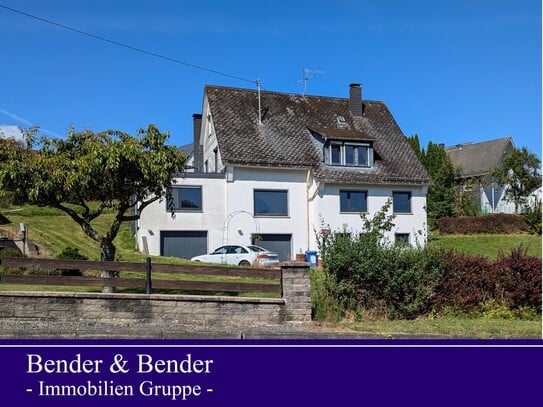 Geräumiges Zweifamilienhaus mit großem Garten - Ihr neues Zuhause mit viel Platz und Natur!