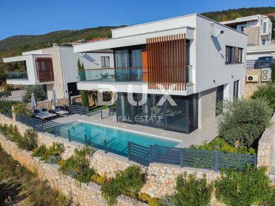 CRIKVENICA – Luxusvilla in Crikvenica mit beheiztem Pool und Panoramablick auf das Meer und Kvarner