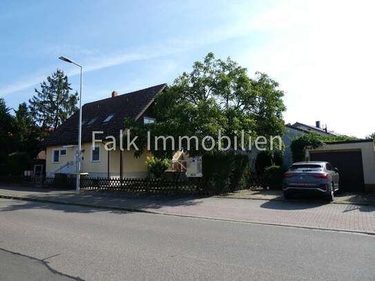 ***Platz für Ideen! Freistehendes 2-Familien-Fertighaus+Garage in Mannheim-Rheinau-Süd***