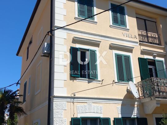 OPATIJA, ZENTRUM - Wunderschöne Etage in einer gepflegten historischen Villa im Zentrum von Opatija, nahe dem Meer!