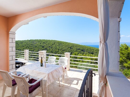 Kroatische Inselhaus Korcula am Meer zum Verkauf