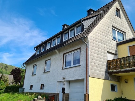 Zweifamilienhaus in Bad Laasphe zu verkaufen.