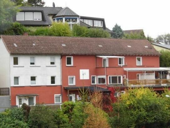 Sehr schön gelegenes 5 FH mit Nebengebäude mir sehr viel Potenzial in Mörlenbach-Bonsweiher ab sofort zu verkaufen!