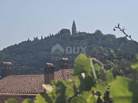 ISTRIEN, LABIN - Wohnung mit Garten im Bau mit Blick auf die Altstadt