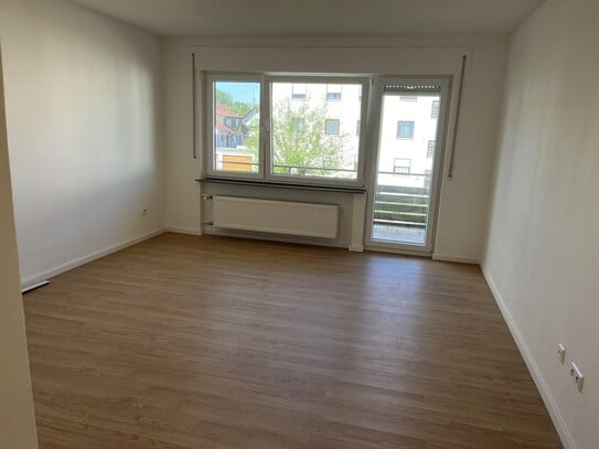 1-Zi.-Whg. mit EBK & Balkon in Heubach, Sanierung in 2024 (mieten-in-heubach@web.de)