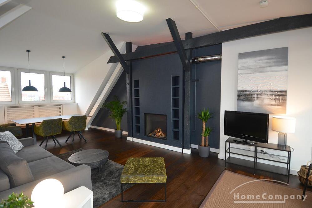 Großes und helle 2-Zimmer-Dachgeschoss in Neukölln, möbliert - Photo 1