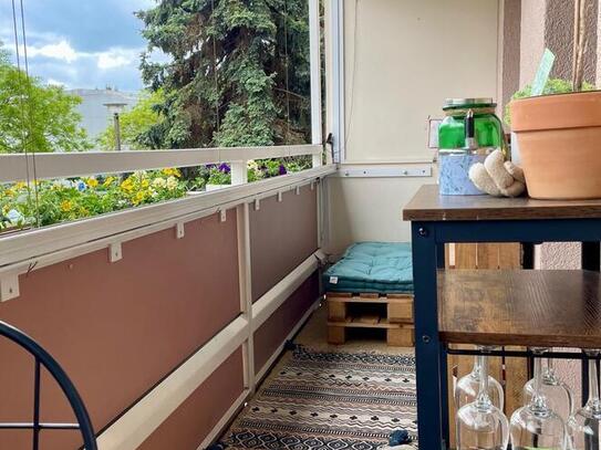 Möbliert / Furnished 2-Zimmer Apartment in Dresden - Südvorstadt mit Balkon