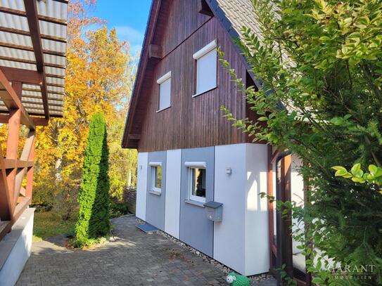 Modernes Einfamilienhaus mit idylischem Garten in Moschendorf!