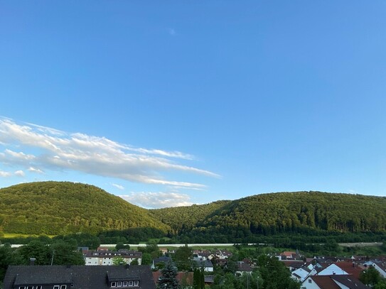 Attraktive, sonnige DHH mit herrlichem Ausblick