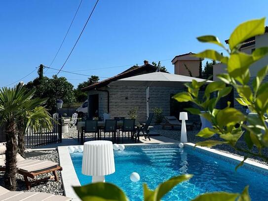 NEUE VILLA MIT SCHWIMMBAD UND MEERBLICK - OPATIJA RIVIERA