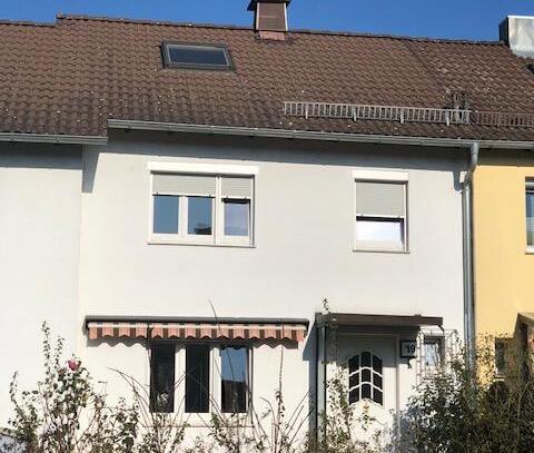 Reihenmittelhaus mit Garten im Süden - Nähe Krankenhaus