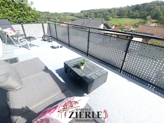 Modernes, gepflegtes Einfamilienhaus! Doppelgarage, Keller, große Terrasse und fantastische Aussicht