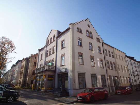 Aufgepasst: renovierte 3-Zimmerwohnung mit Einbauküche im Zentrum!