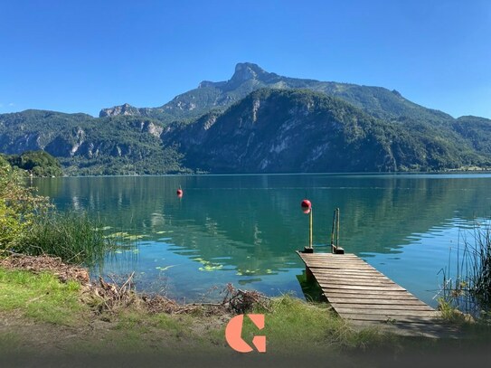 The Moon: Leben in erster Reihe am Mondsee inklusive eigenem Seezugang