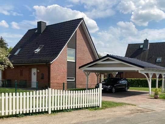 Modernisiertes freistehendes Einfamilienhaus in Bönningstedt