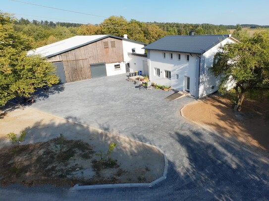 Aussiedlerhof Bauernhof: Viel Platz. Viel Grün. Viel Leben.