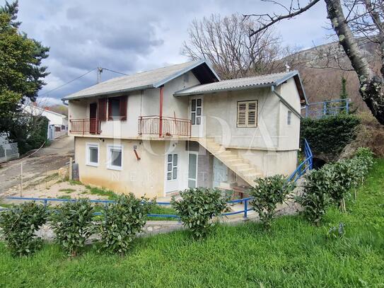 Ein wunderschönes freistehendes Haus im Hinterland von Crikvenica