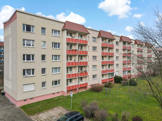 2-Raumwohnung mit Balkon in Halle- Neustadt!
