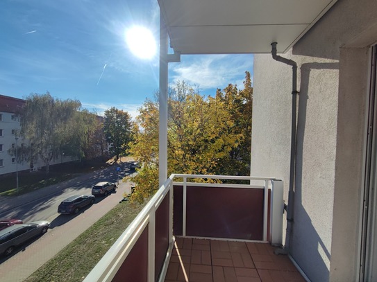 Zwei Zimmer mit Balkon in Merseburg-Süd