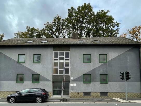 Interessantes Sanierungsobjekt- Ärztehaus mit Wohnungen- im Zentrum von Waldsassen