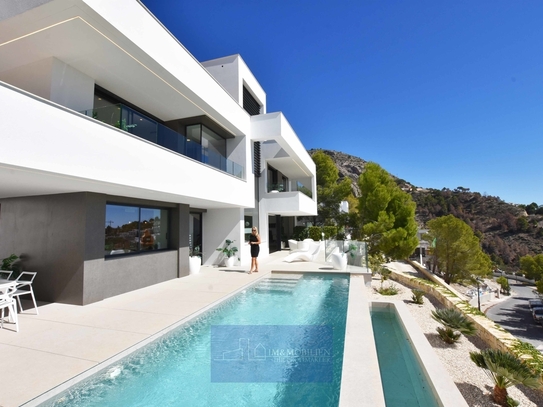 TRAUM AM MITTELMEER - VILLA ERSTBEZUG - KOMPLETT MÖBLIERT - INFINITY-POOL UND MEERBLICK IN ALTEA