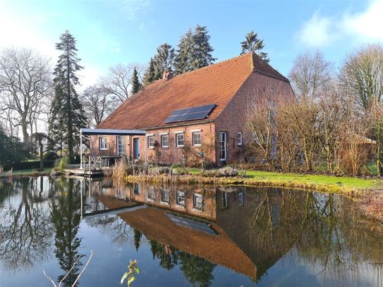 Landhaus mit Nebengebäuden & Schwimmteich auf 11.186 m² in der Wesermarsch