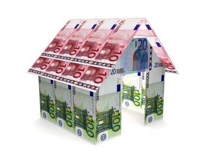Reihenmittelhaus mit 2 Pkw-Stellplätzen; Baujahr 2014