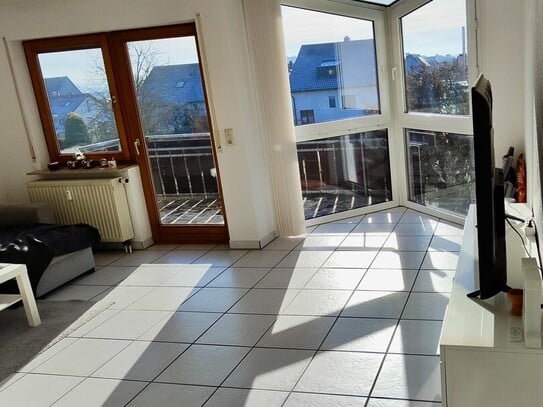 Ansprechende helle Wohnung mit Süd-Balkon in Sindelfingen-Maichingen