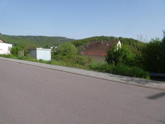 Baugrundstück für Mehrfamilienhaus mit schöner Weitsicht in Taben-Rodt bei Saarburg