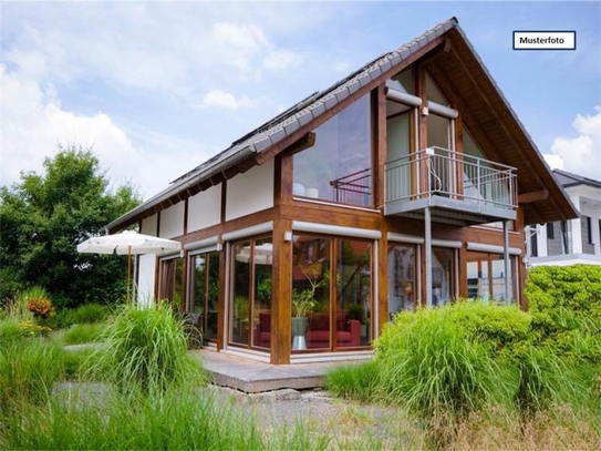 Zweifamilienhaus in 65510 Hünstetten, Feldstr.