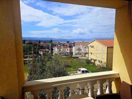 Apartment mit Meerblick in der Nähe des Zentrums - Malinska