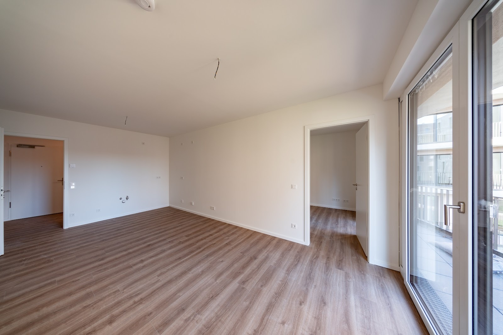 Neubau mit Fußbodenheizung im Erstbezug / WBS 220 - Photo 1