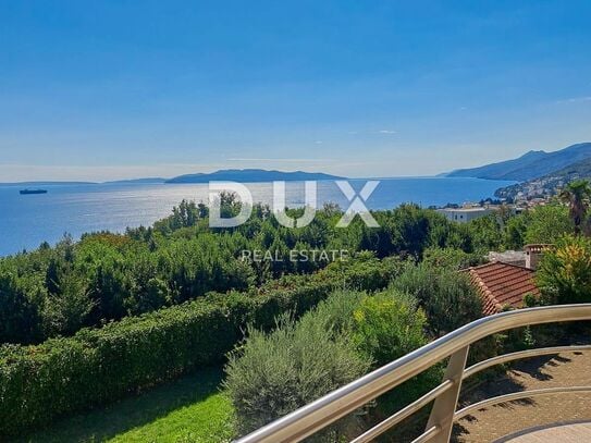 OPATIJA, POBRI – eine größere Wohnung in einem neueren Gebäude mit Panoramablick auf das Meer, 3 Minuten von Opatija en…