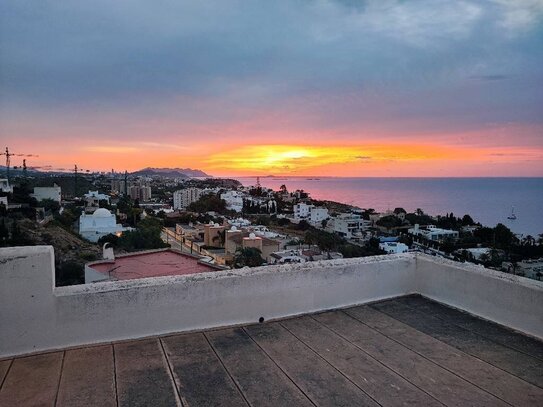 Freistehendes Haus mit Blick auf die Küste von Villajoyosa