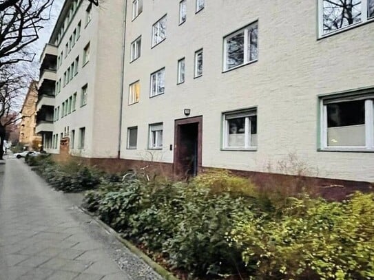 Zentral gelegene 2-Zimmer-Wohnung mit Balkon in Kudamm Nähe