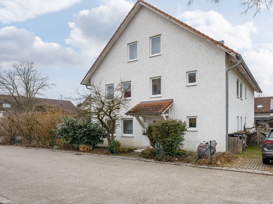 AIGNER - Geräumiges Einfamilienhaus mit Einliegerwohnung in ruhiger Lage in Finsing!