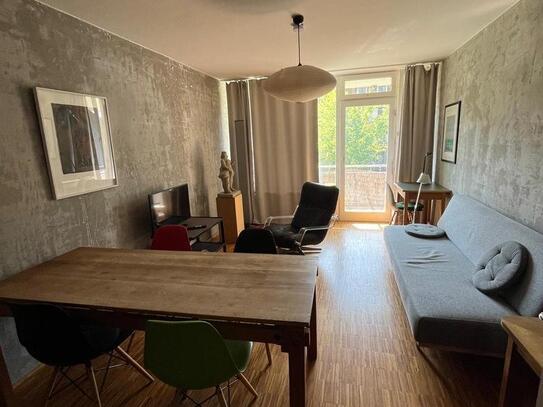 ***1,5-Zimmer-Wohnung mit Süd-Loggia in München-Schwabing-West