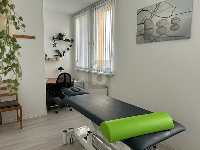 PHYSIOTHERAPIE-TOP AUSSTATTUNG UND PARKPLÄTZEN